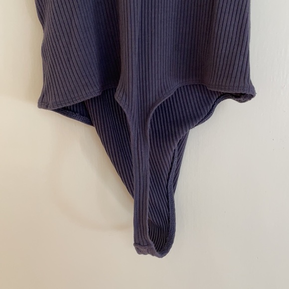 Aritzia Babaton Lido Bodysuit in Fog/Gray - Picture 13 of 14